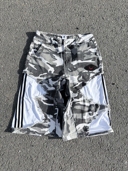 EY¢ Jorts – WHITE STRIPES CAMO