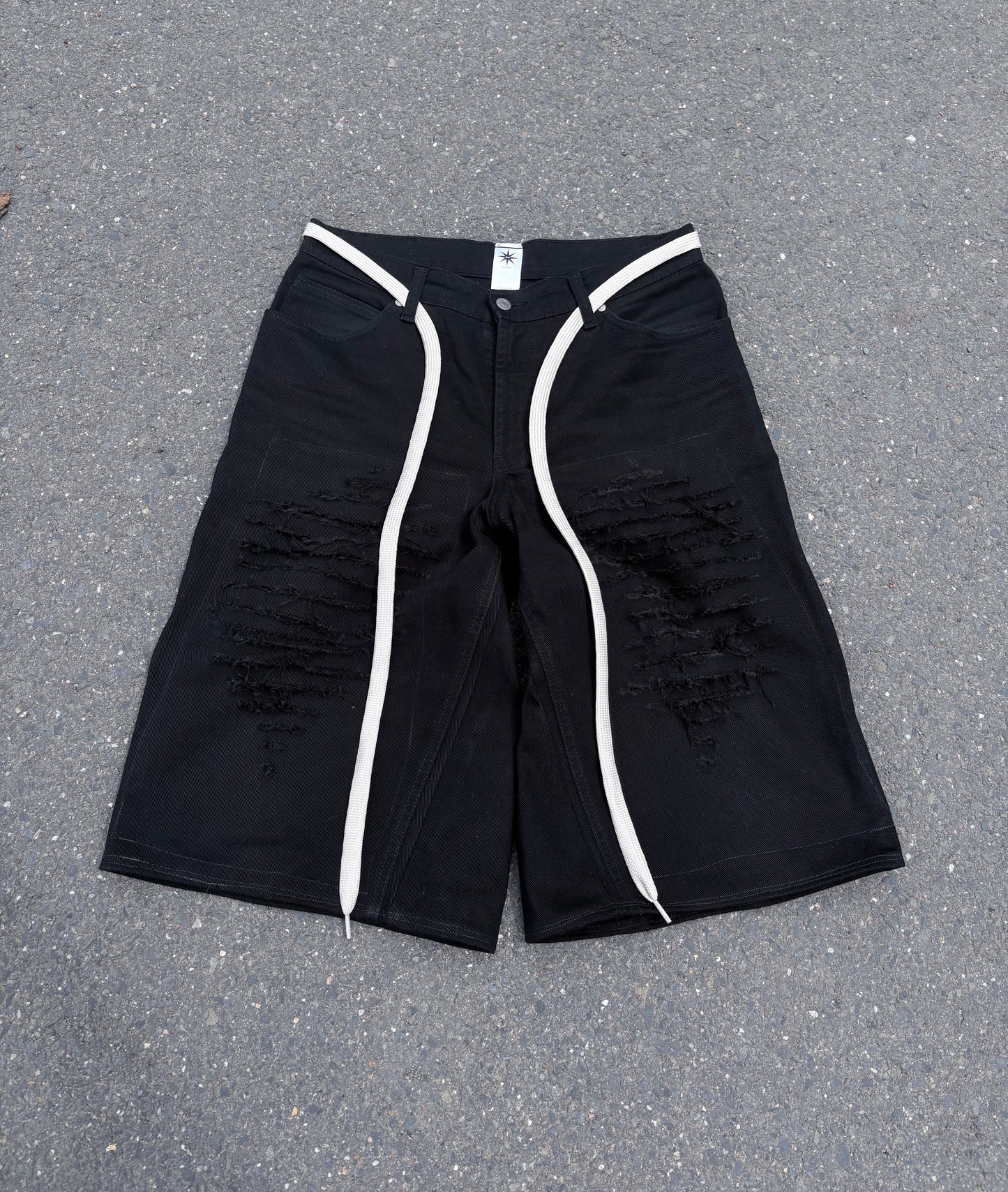 EY¢ Jorts – RICK