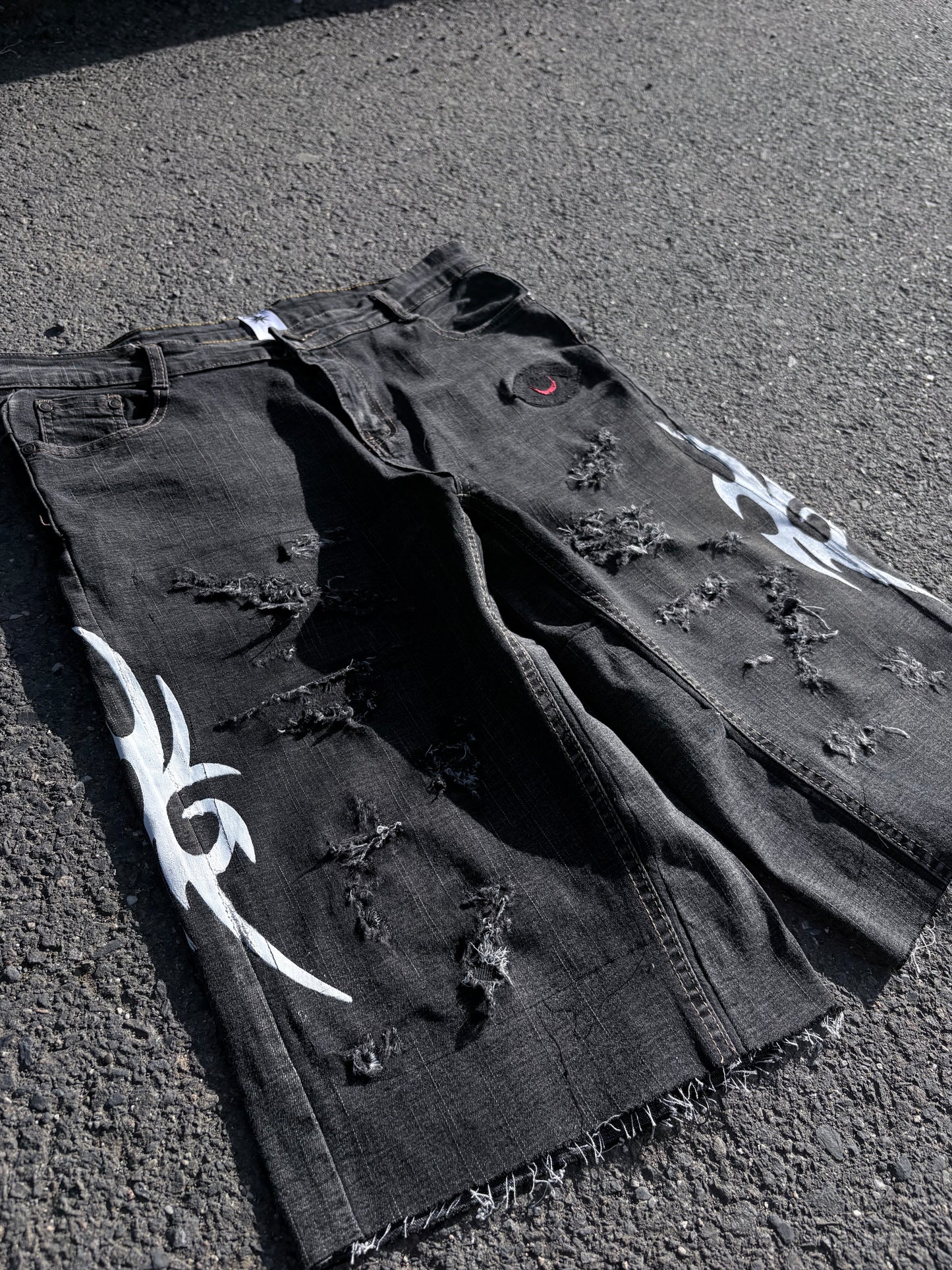 EY¢ Jorts – SHADOW TRIBAL