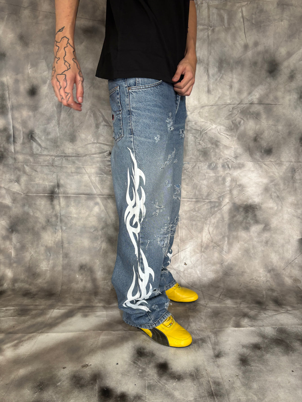 Disstresed Camo Jeans
