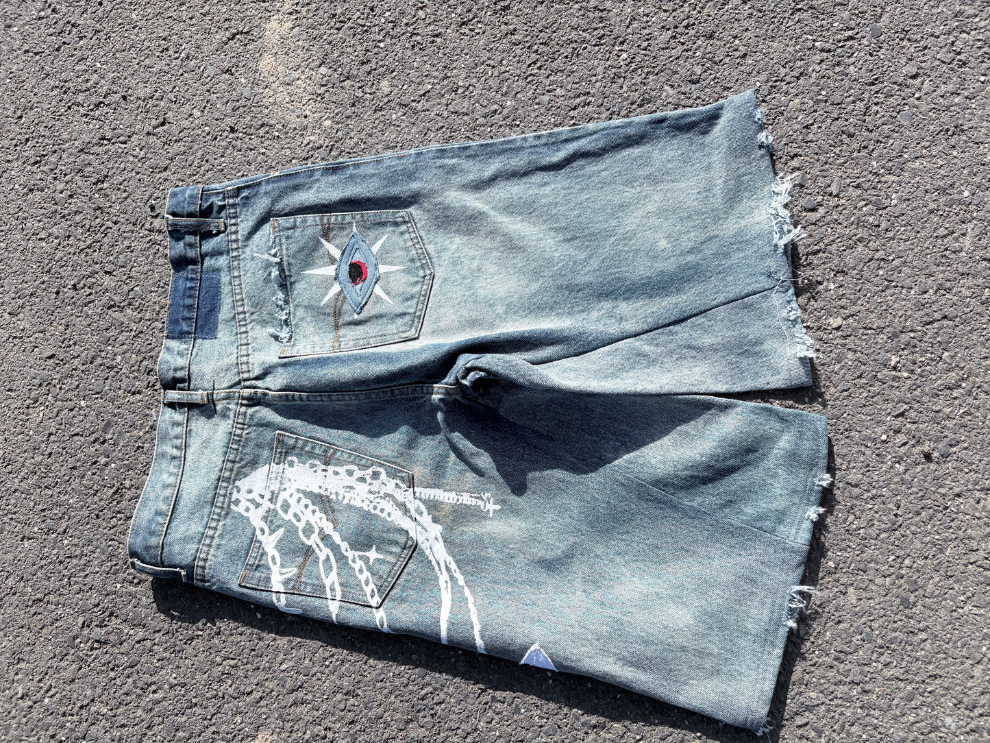 EY¢ (Chain) Jorts – BLEACHED BLUE
