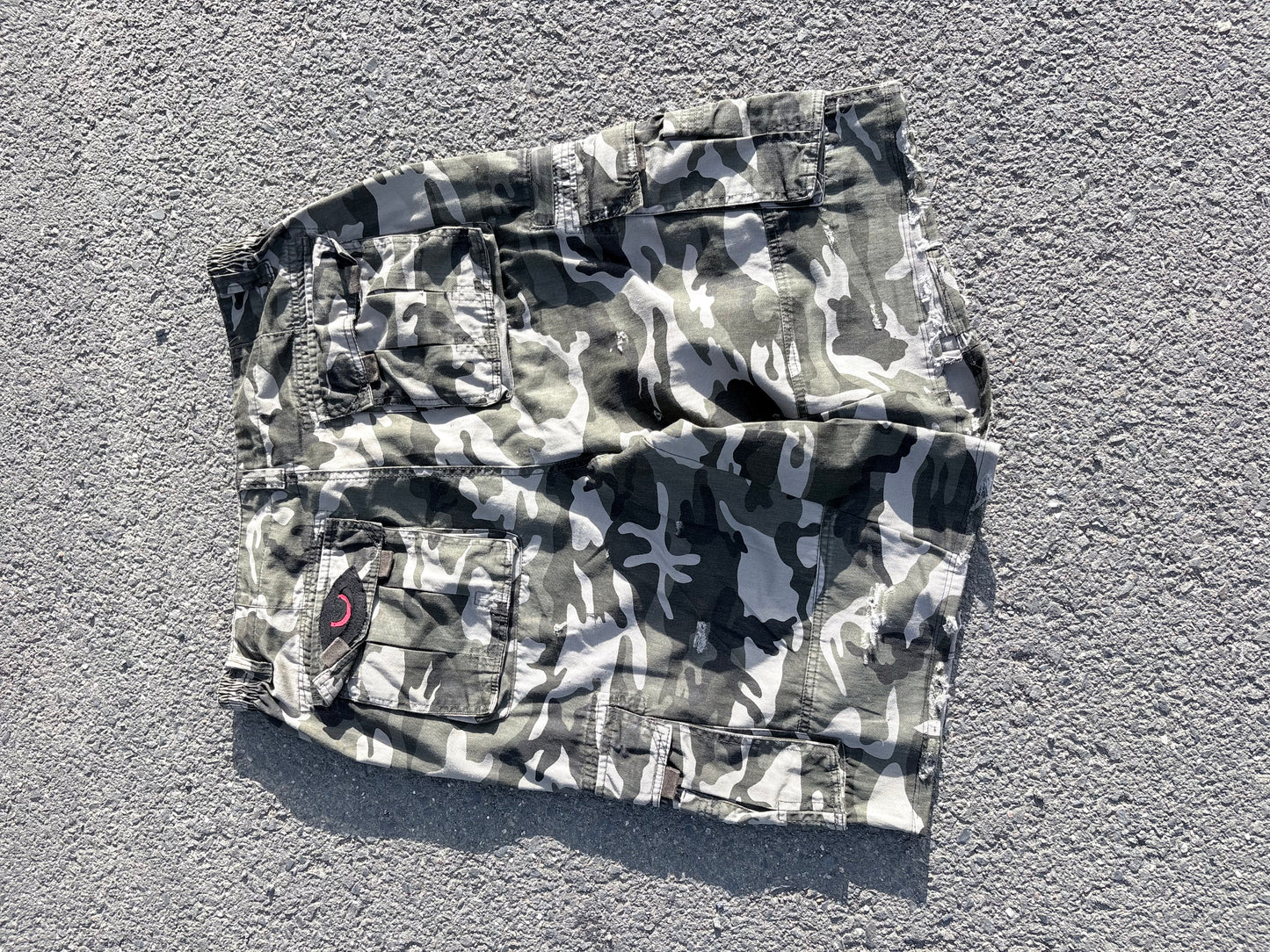 EY¢ Jorts – OLIVE CAMO