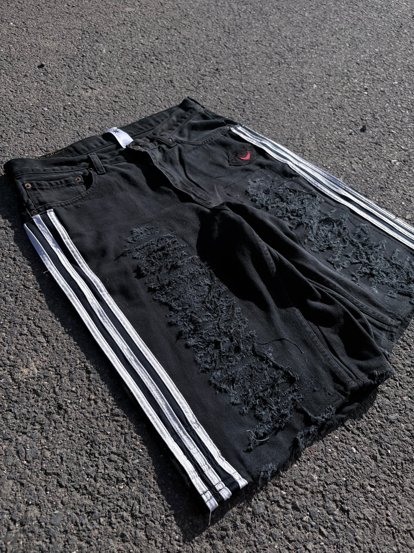 EY¢ Jorts – STRIPE