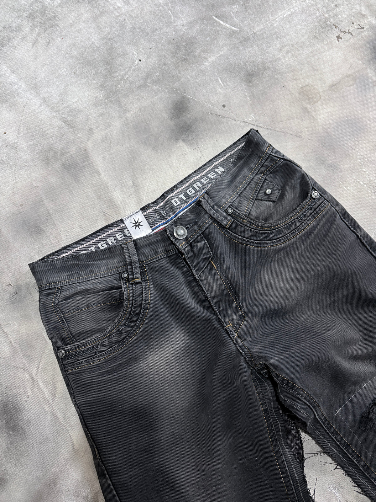 Kahira Jeans (M)