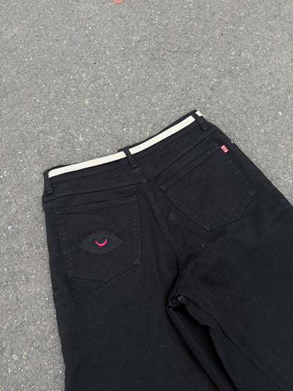 EY¢ Jorts – RICK