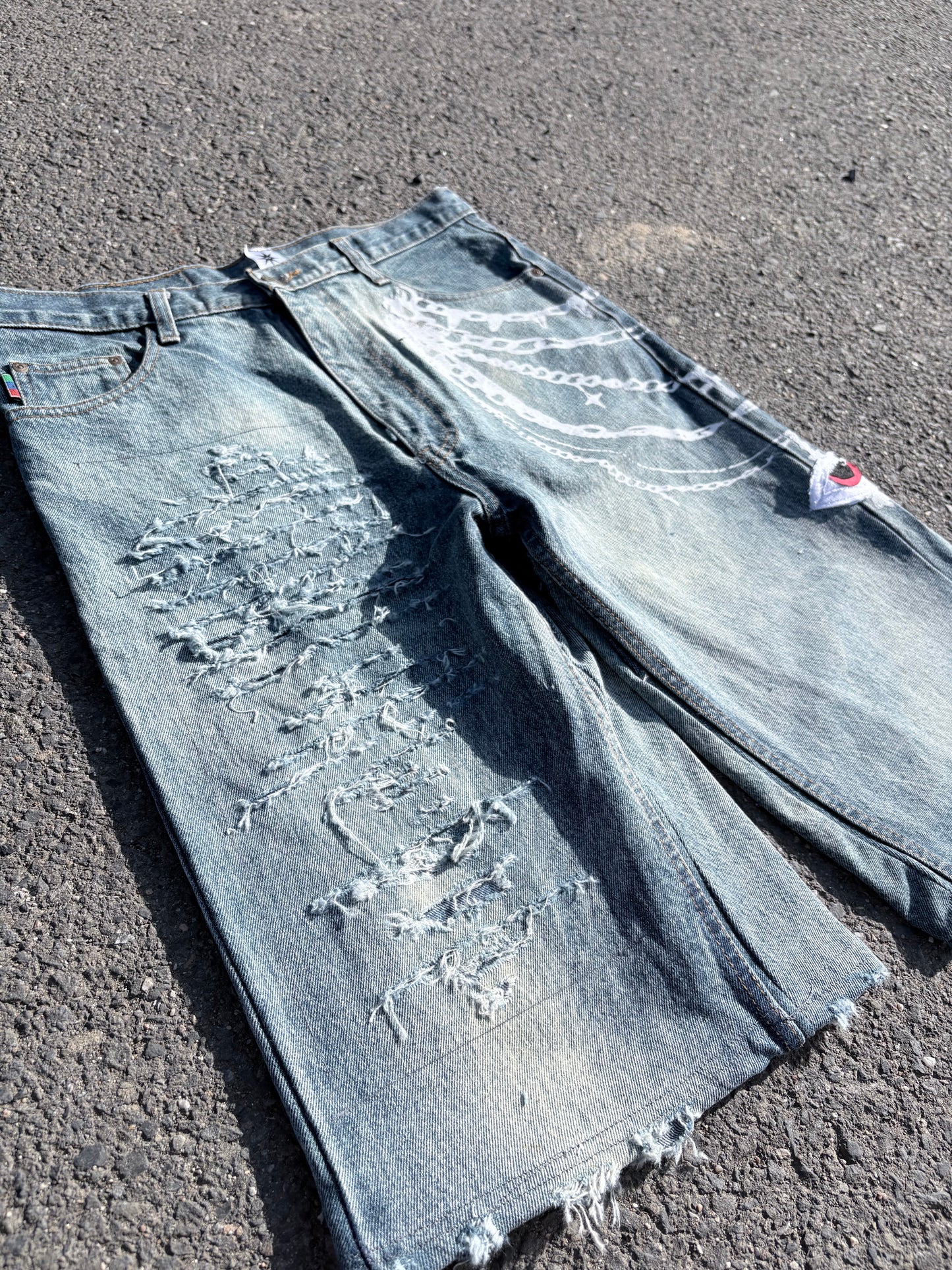EY¢ (Chain) Jorts – BLEACHED BLUE