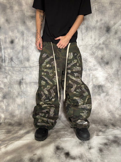 Disstresed Camo Jeans
