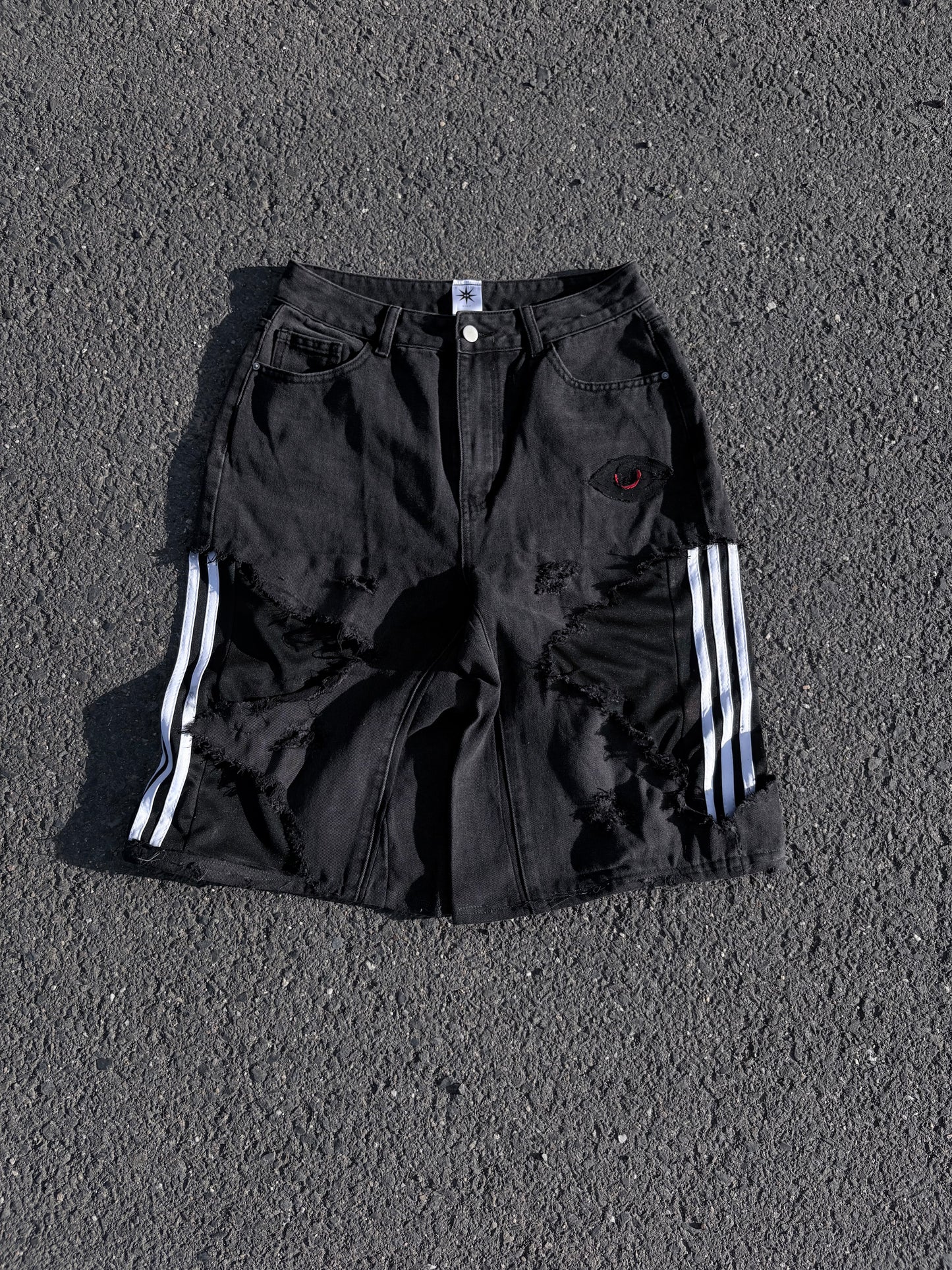 EY¢ Jorts – BLACK ADI