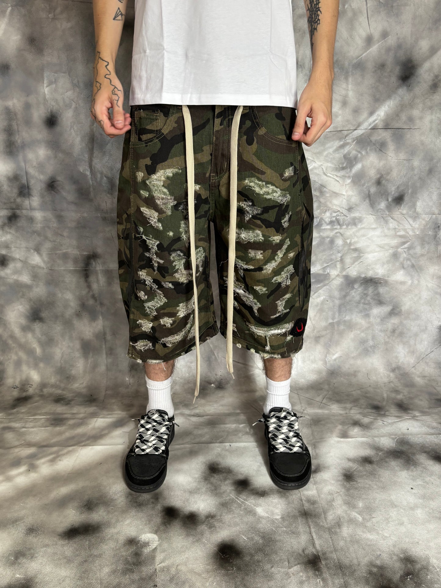 Jorts – CAMO TRIBAL DISTRESSED