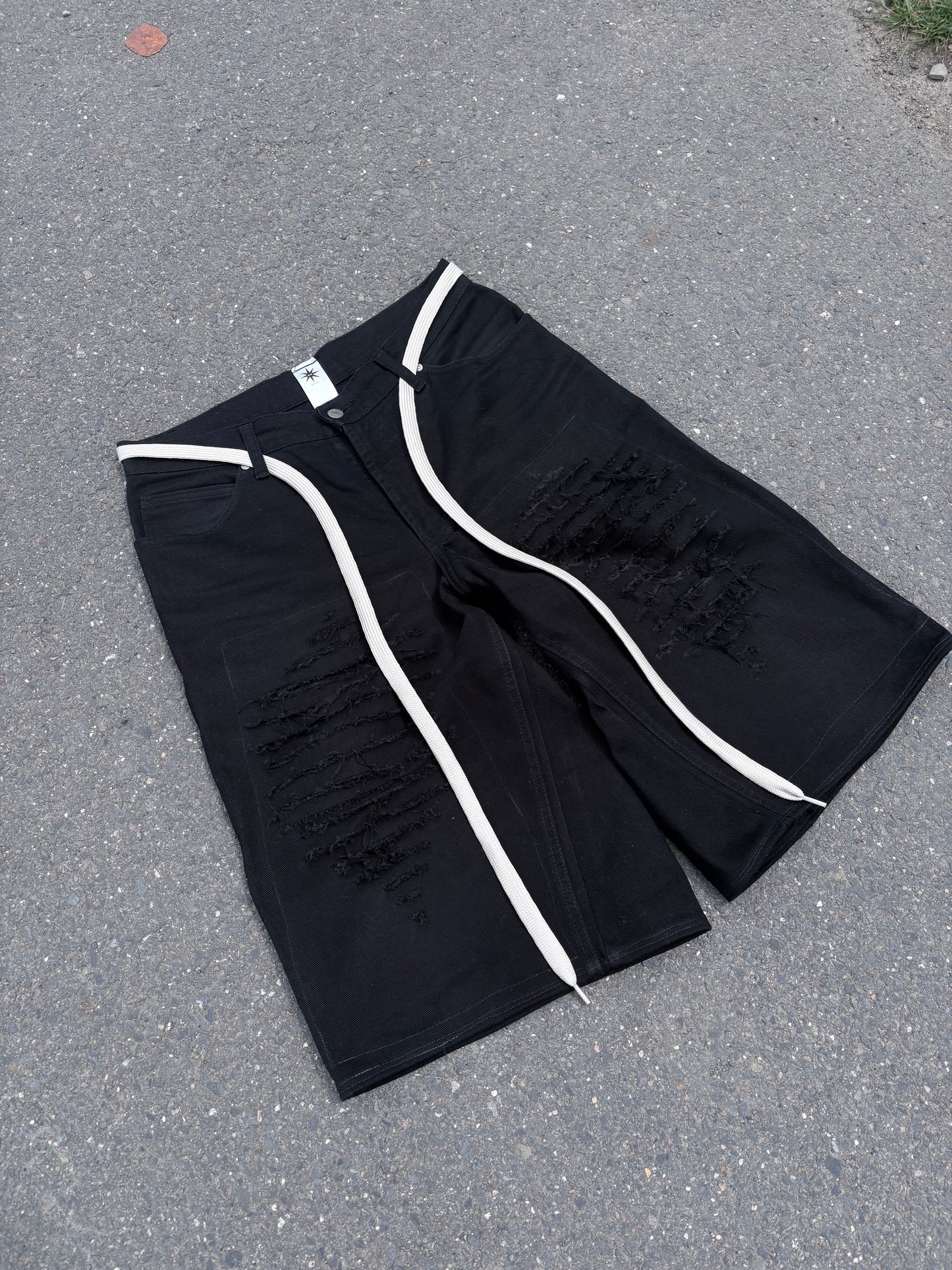 EY¢ Jorts – RICK