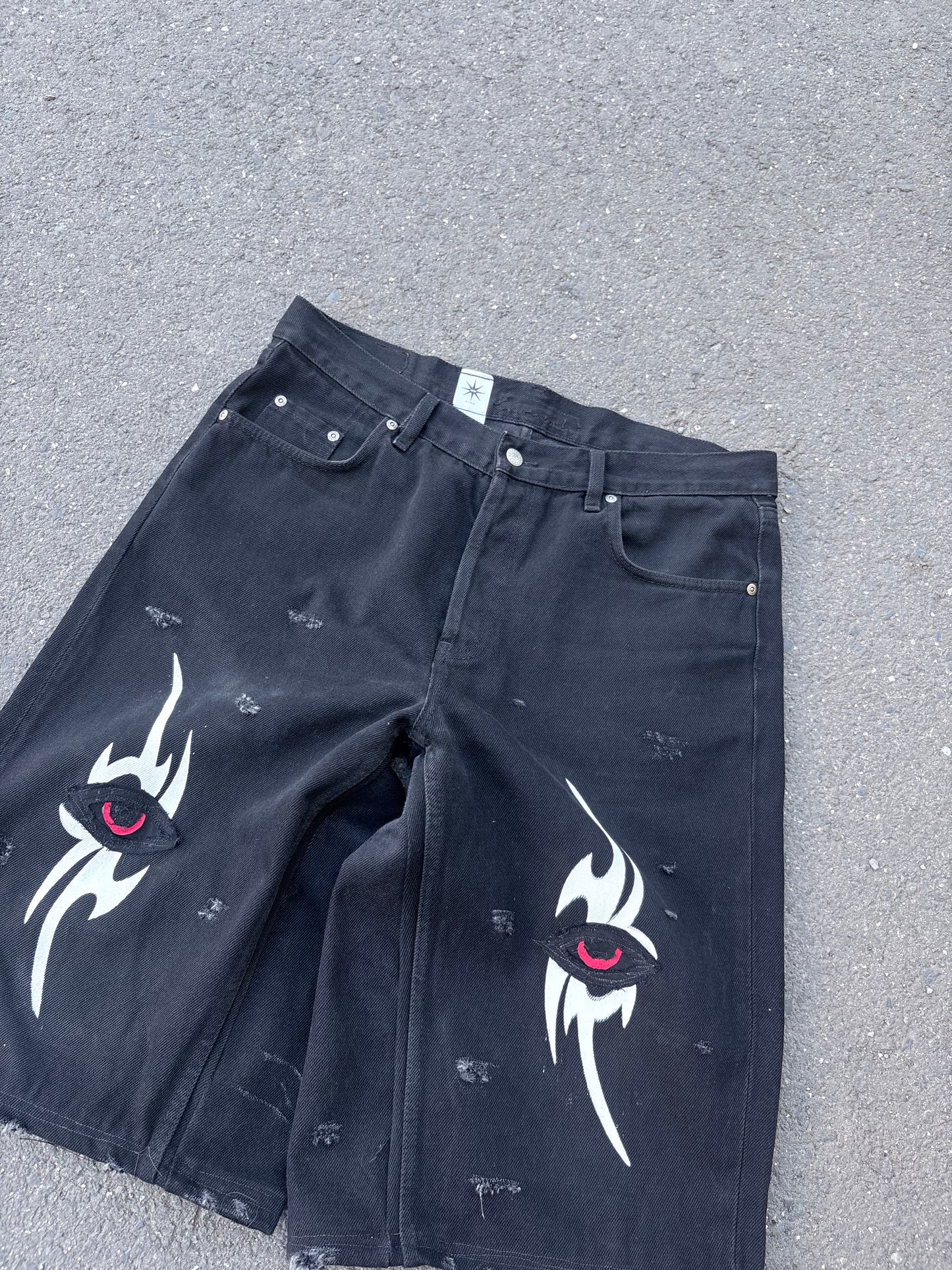 EY¢ Jorts – TRIBAL BLACK