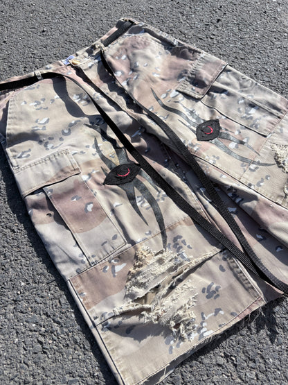 EY¢ Jorts – DESSERT CAMO