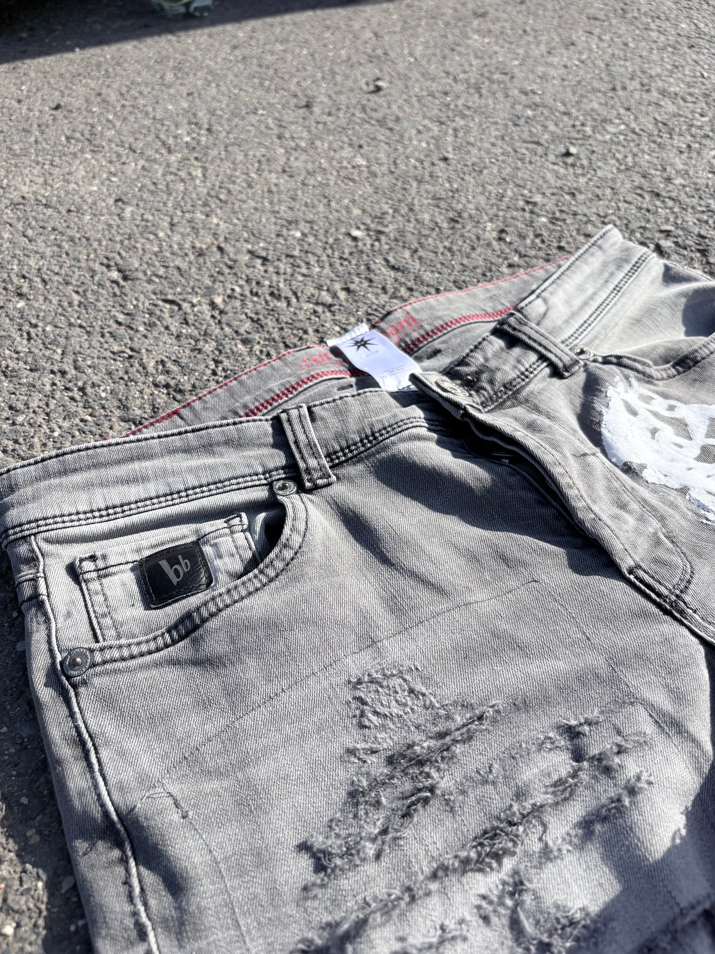 EY¢ Chain Jorts – GRAY