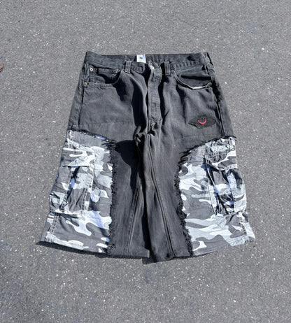 EY¢ Jorts – SPLIT CAMO WHITE