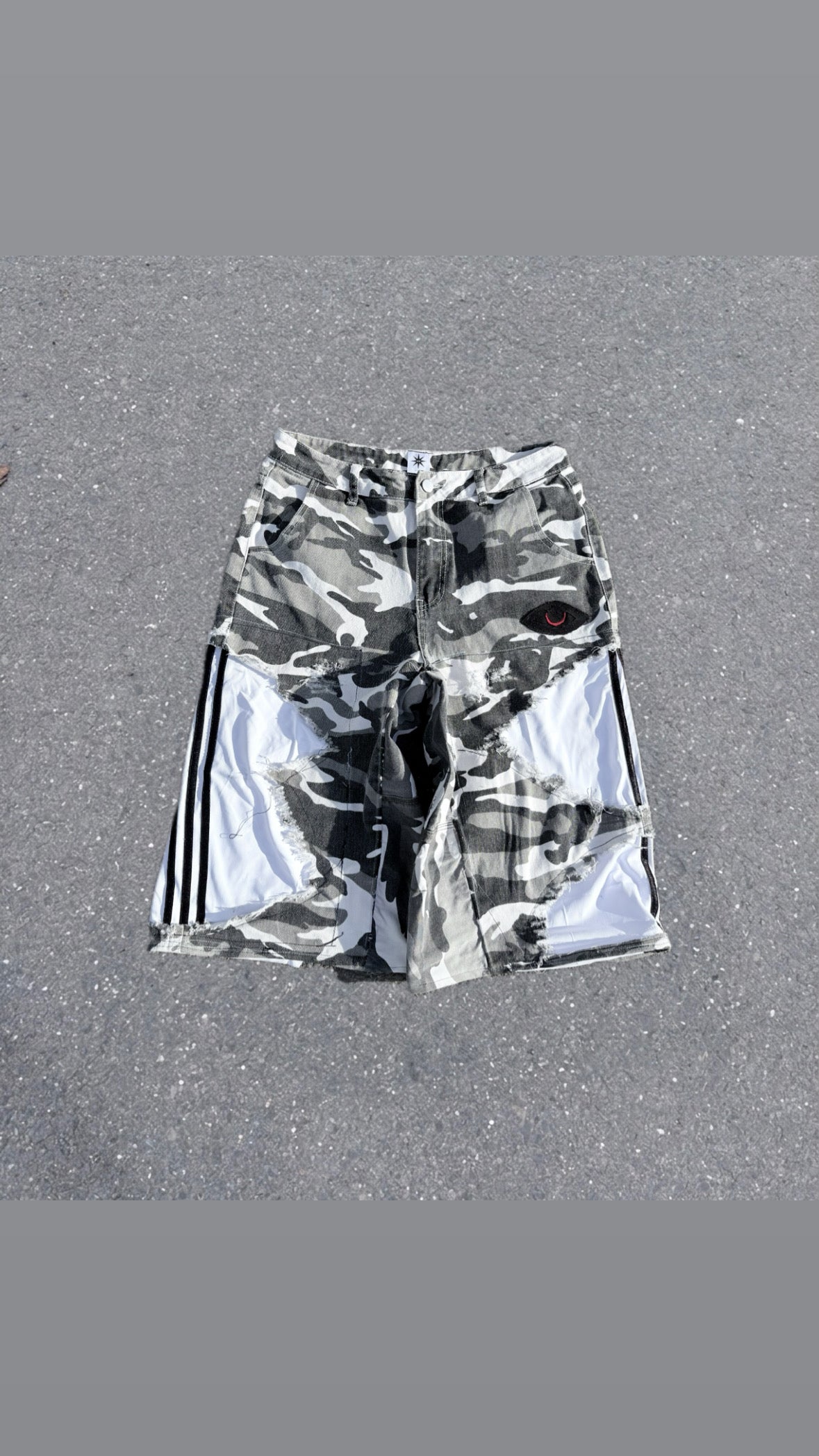 EY¢ Jorts – WHITE STRIPES CAMO