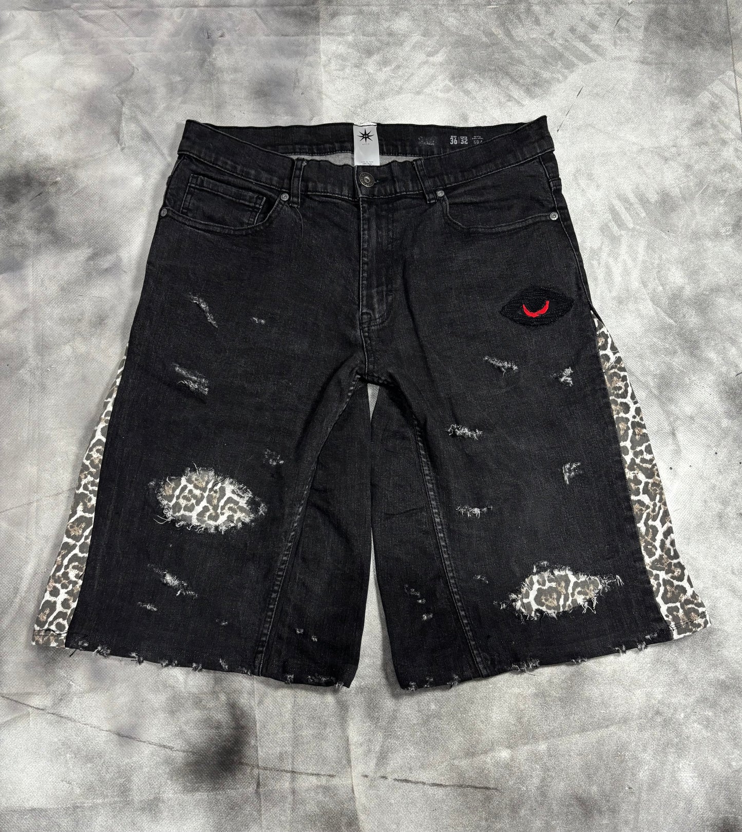Jorts – LEOPARD
