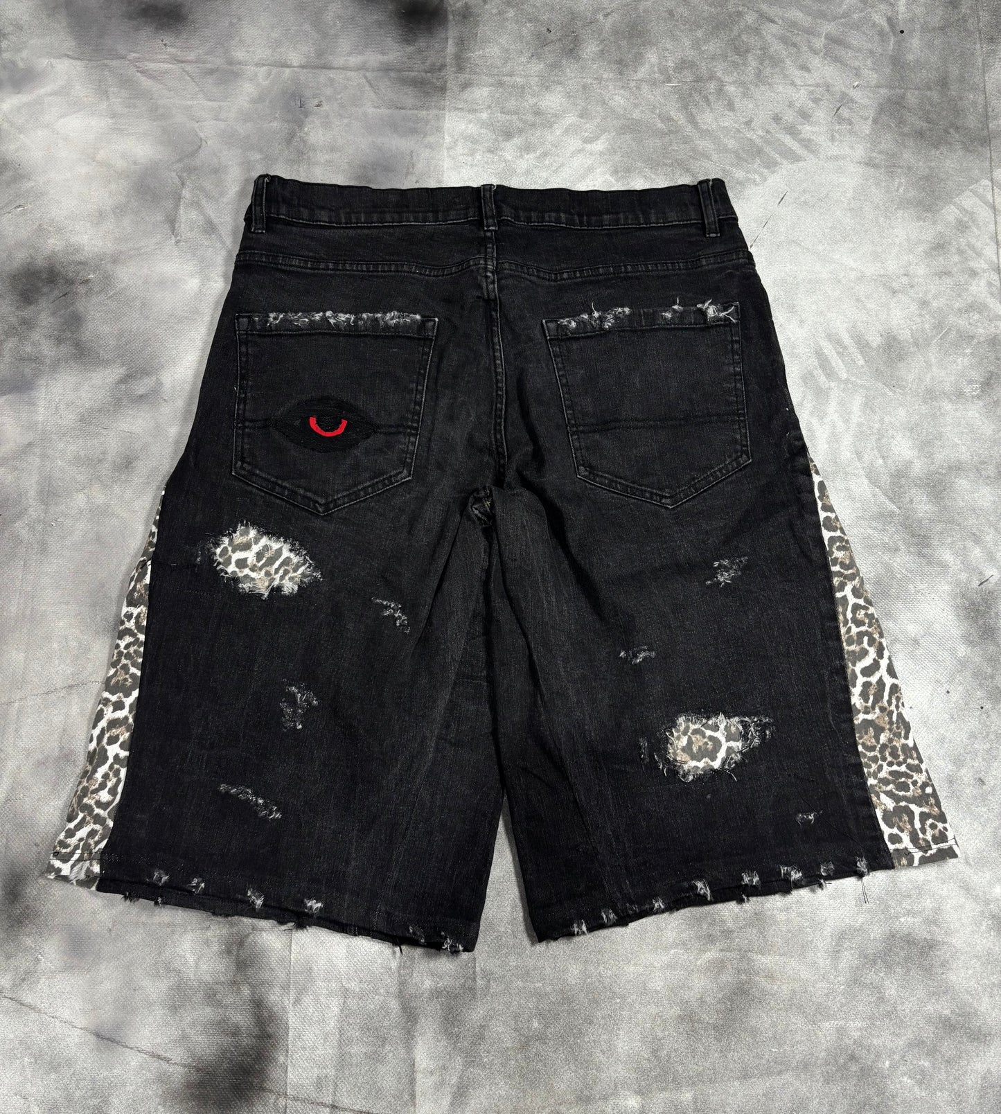 Jorts – LEOPARD