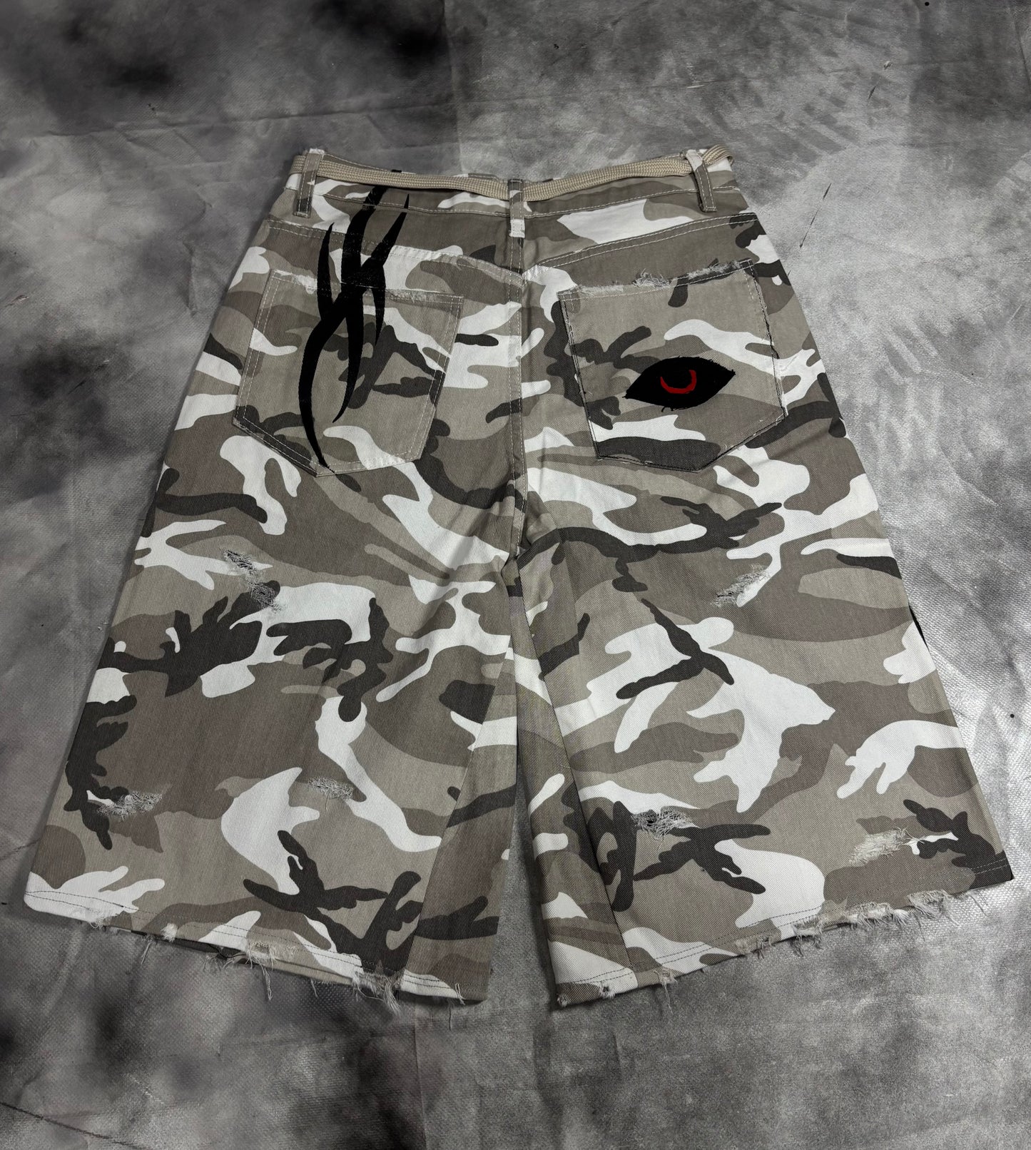 Jorts – WHITE CAMO TRIBAL