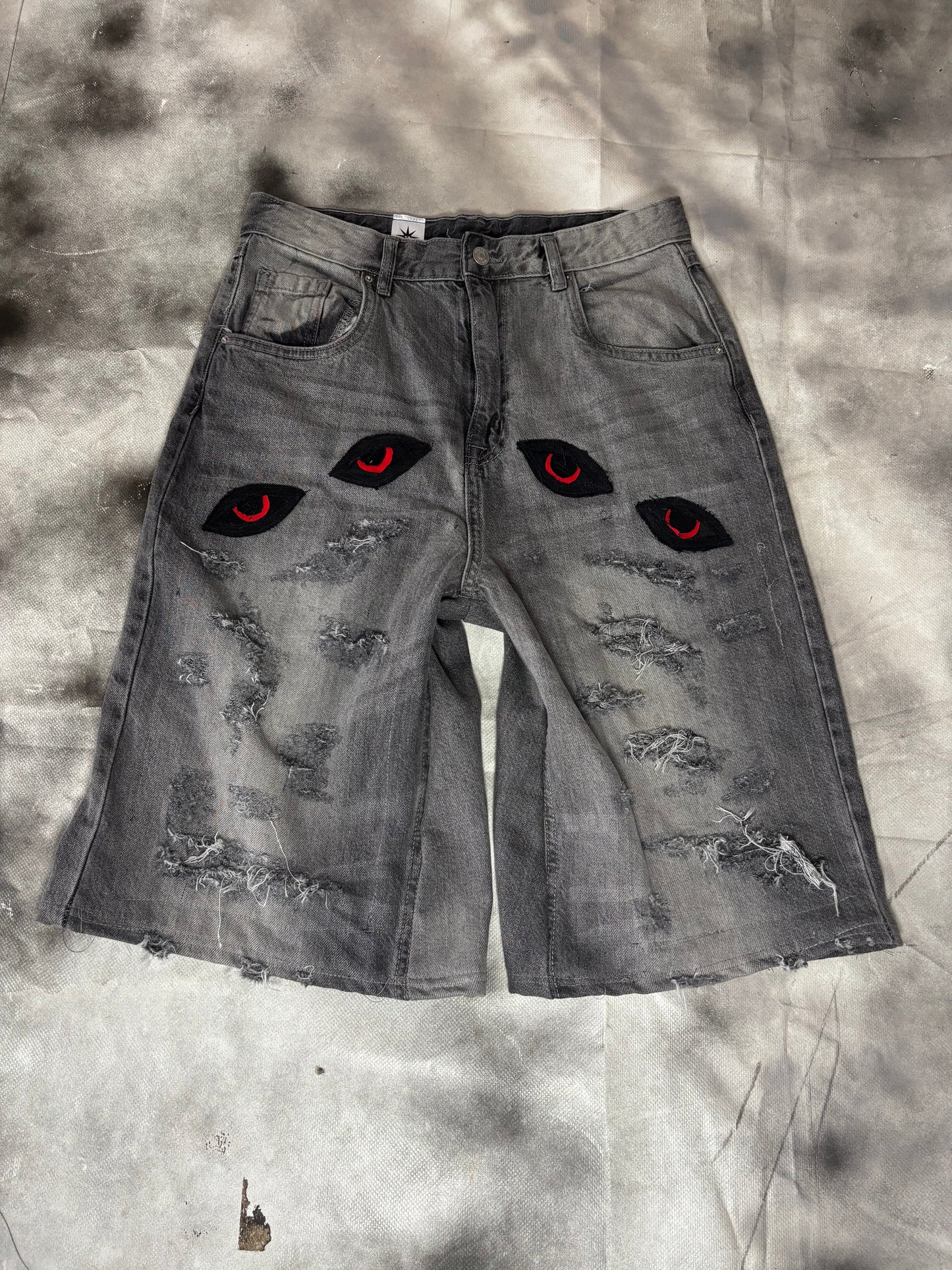 Jorts – EYES